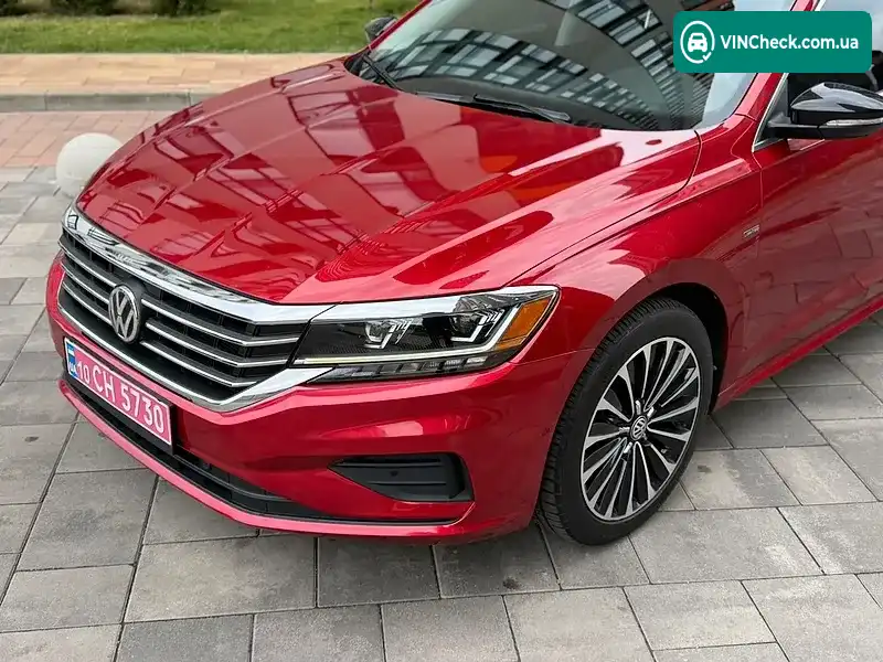 Volkswagen Passat 2021, фото з оголошення 2 з 20, VIN 1VWBA7A30NC010134