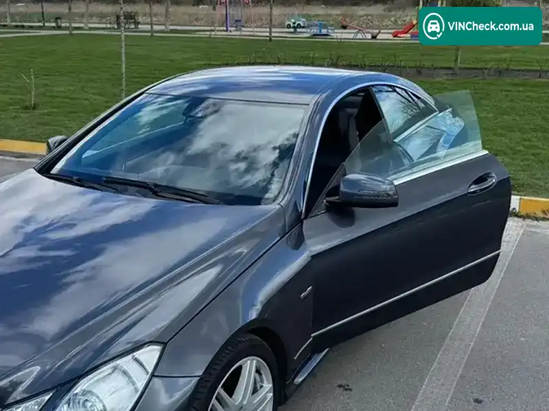 Mercedes-Benz E-Class 2012, фото з оголошення 2 з 20, VIN WDD2073031F177915