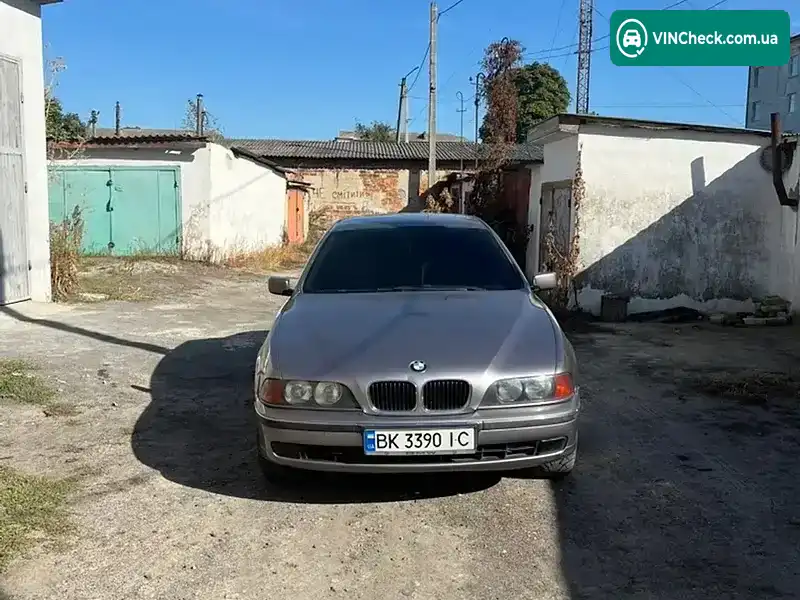 BMW 5 Series 1997, фото з оголошення 1 з 12, VIN WBADF71080BS25078