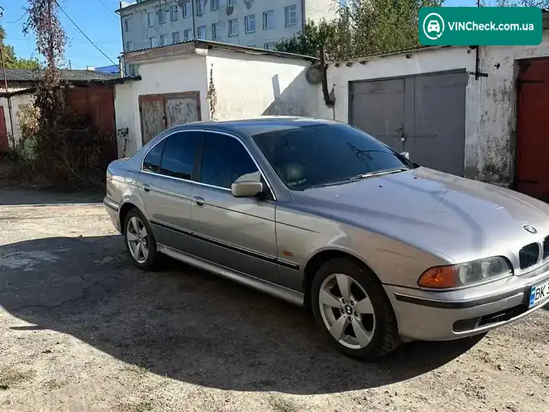 BMW 5 Series 1997, фото з оголошення 2 з 12, VIN WBADF71080BS25078