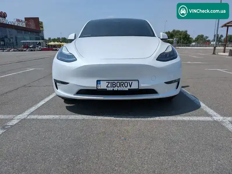 Tesla Model Y 2022, фото з оголошення 2 з 21, VIN 7SAYGDEF0NF493807