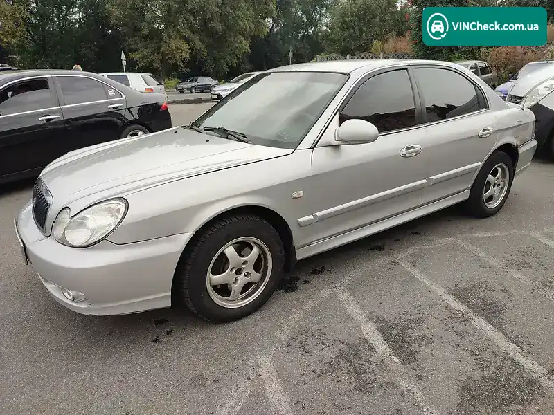 Hyundai Sonata 2004, фото з оголошення 2 з 16, VIN KMHEM41BP4A099691