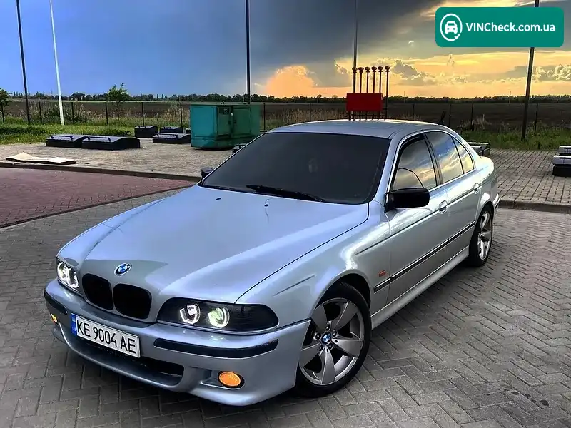 BMW 5 Series 1998, фото з оголошення 1 з 7, VIN WBADD11000BN48625