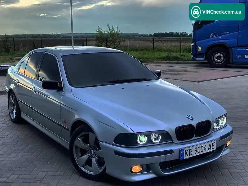 BMW 5 Series 1998, фото з оголошення 2 з 7, VIN WBADD11000BN48625