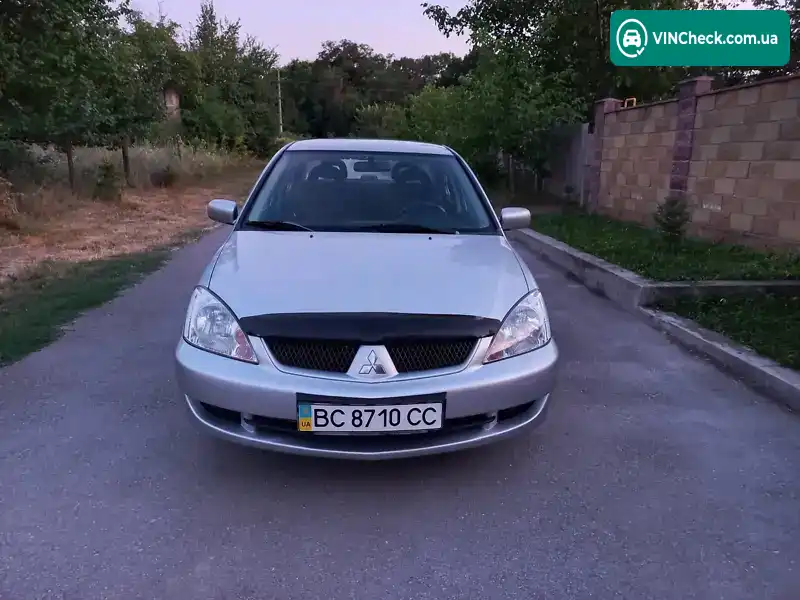 Mitsubishi Lancer 2006, фото з оголошення 2 з 18, VIN JMBSNCS3A6U014053