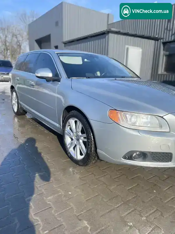 Volvo V70 2010, фото з оголошення 2 з 21, VIN YV1BW475BB1191511