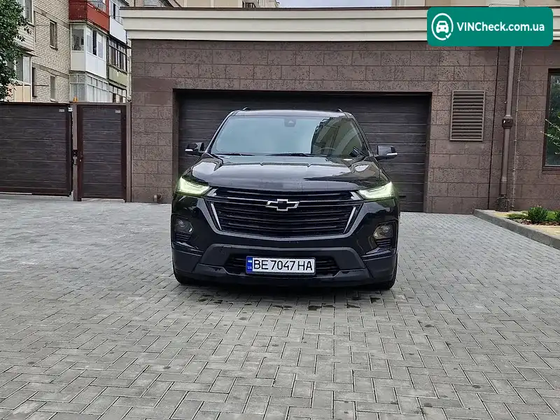 Chevrolet Traverse 2022, фото з оголошення 2 з 20, VIN 1GNEVGKW9NJ193808