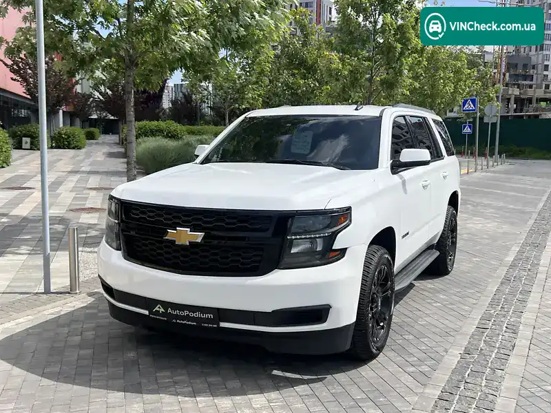 Chevrolet Tahoe 2014, фото з оголошення 2 з 20, VIN 1GNSKBKC8FR102244