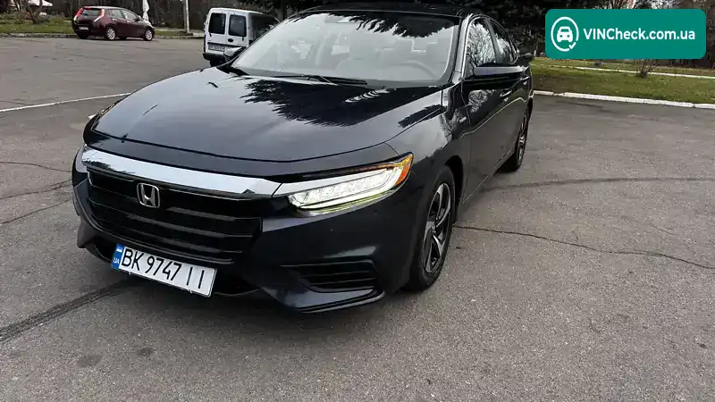 Honda Insight 2020, фото з оголошення 2 з 20, VIN 19XZE4F57ME003655
