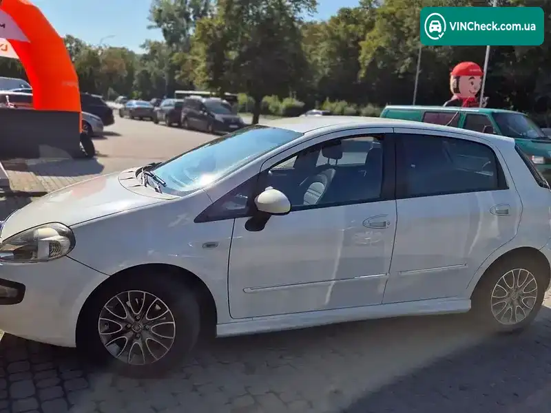 Fiat Punto 2010, фото з оголошення 2 з 20, VIN ZFA19900001698880