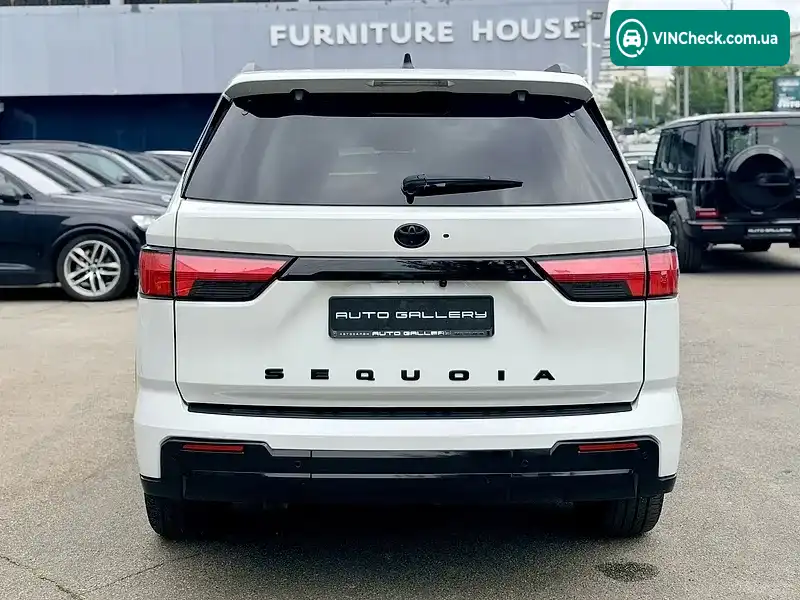 Toyota Sequoia 2023, фото з оголошення 1 з 20, VIN 7SVAAABA6RX021362