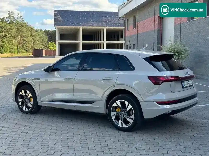 Audi e-tron 2020, фото з оголошення 1 з 21, VIN WAUZZZGEXMB017706
