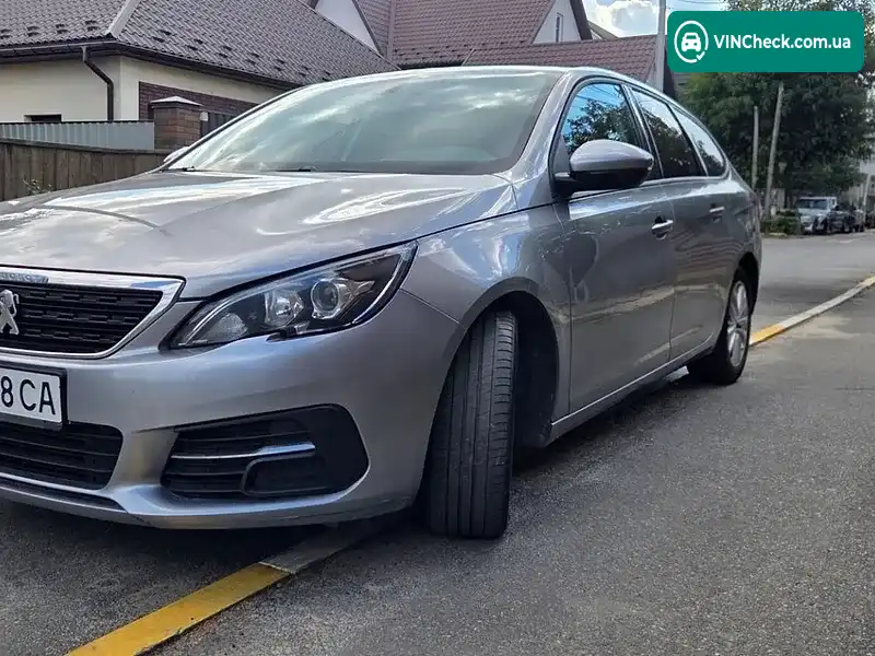 Peugeot 308 2018, фото з оголошення 2 з 14, VIN VF3LCBHZ3JS044870