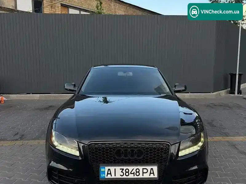 Audi A5 2011, фото з оголошення 2 з 20, VIN WAULFAFR0CA002270