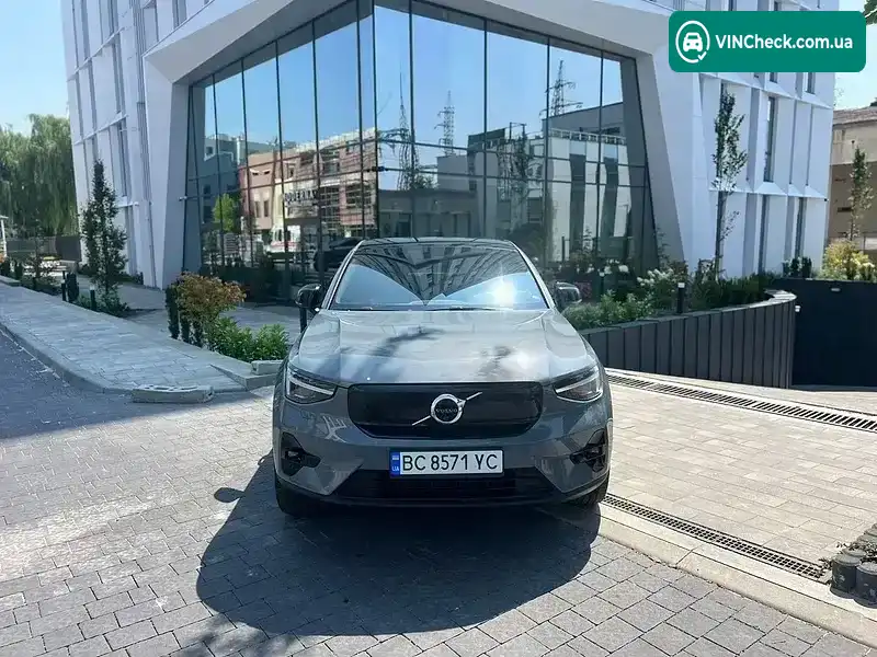 Volvo C40 Recharge 2023, фото з оголошення 2 з 20, VIN YV4ED3GL7P2065497
