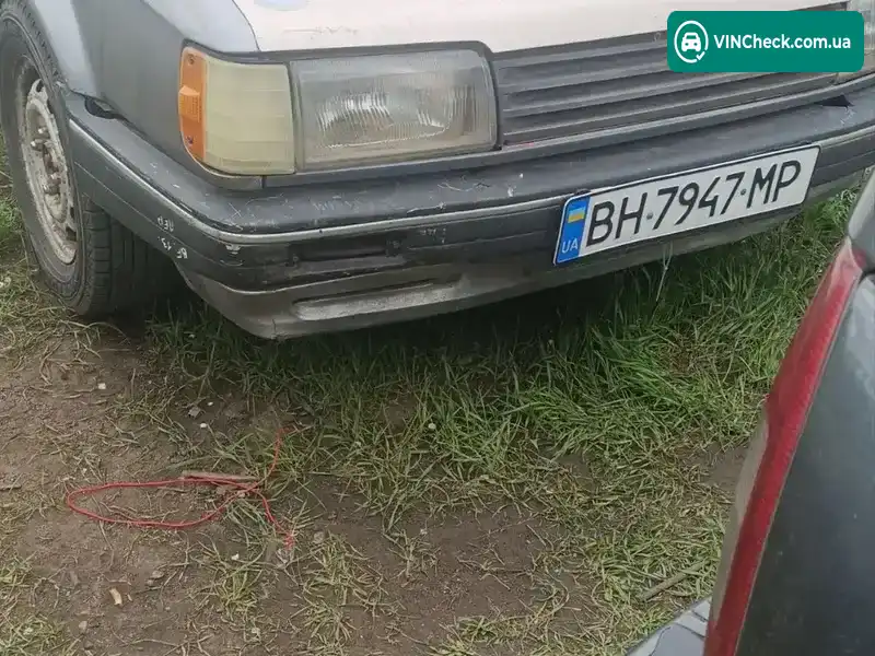 Mazda Familia 1991, фото з оголошення 1 з 11, VIN JM1BF7V00M0302313