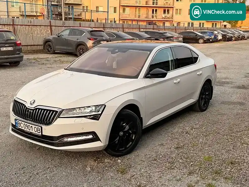 Skoda Superb 2021, фото з оголошення 1 з 10, VIN TMBAM8NP5NB300030