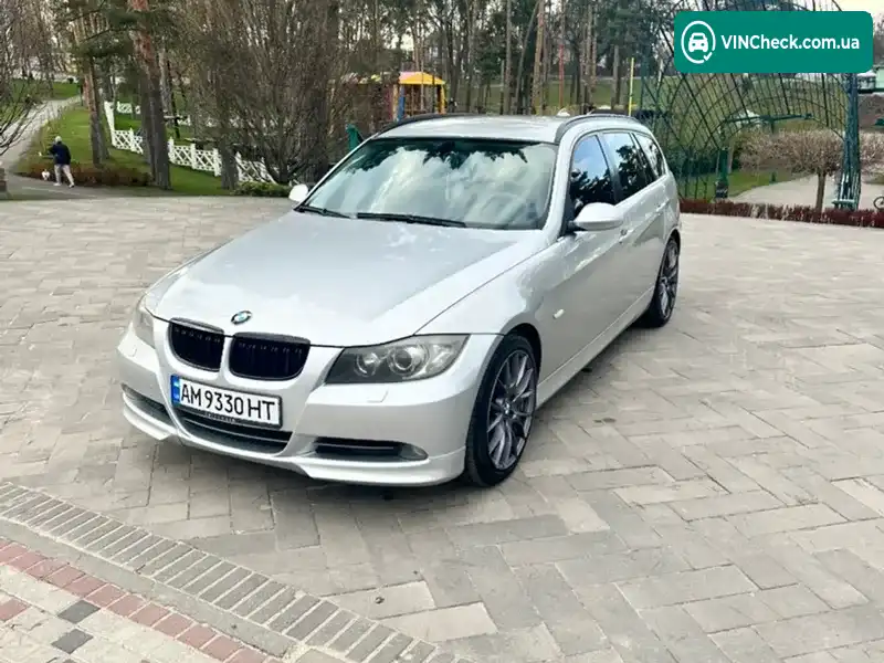 BMW 3 Series 2005, фото з оголошення 1 з 20, VIN WBAVU91040KT13633
