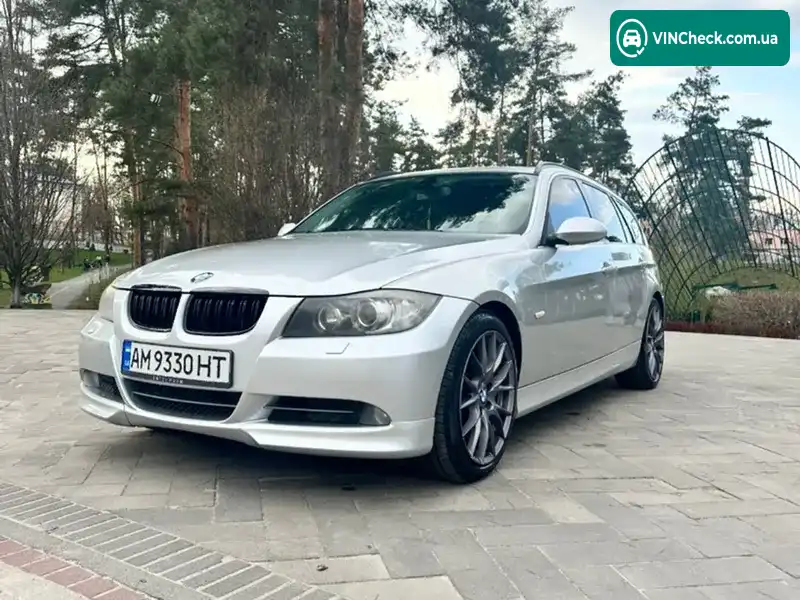 BMW 3 Series 2005, фото з оголошення 2 з 20, VIN WBAVU91040KT13633