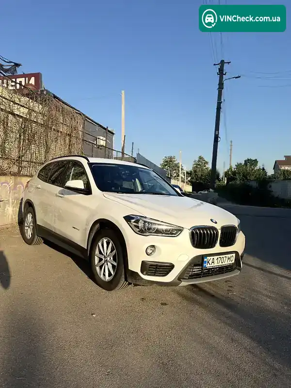 BMW X1 2016, фото з оголошення 2 з 17, VIN WBAHU310705E36113