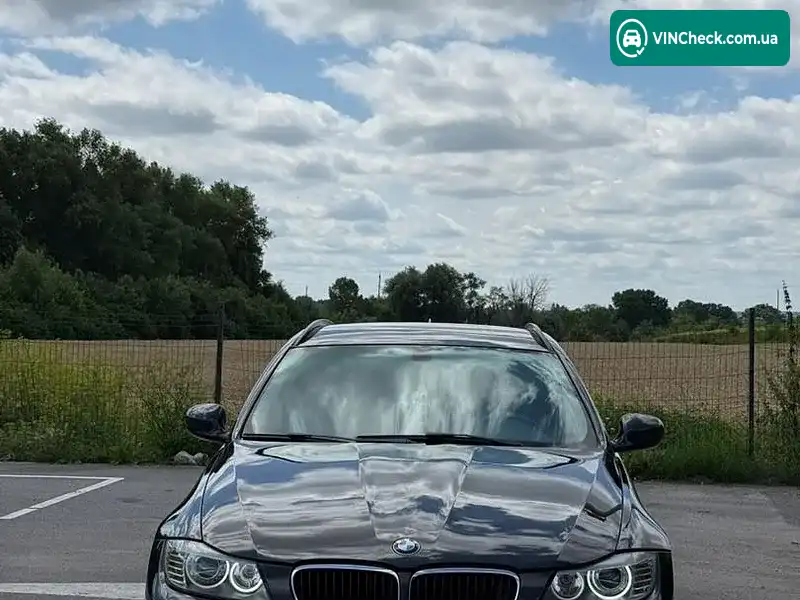 BMW 3 Series 2009, фото з оголошення 2 з 20, VIN WBAUX31040A669151