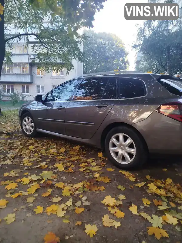 Renault Laguna 2010, фото з оголошення 1 з 14, VIN VF1KT1R0642701319