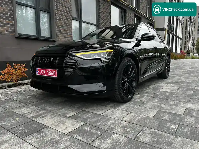 Audi e-tron 2019, фото з оголошення 1 з 21, VIN WAUZZZGE8LB006878