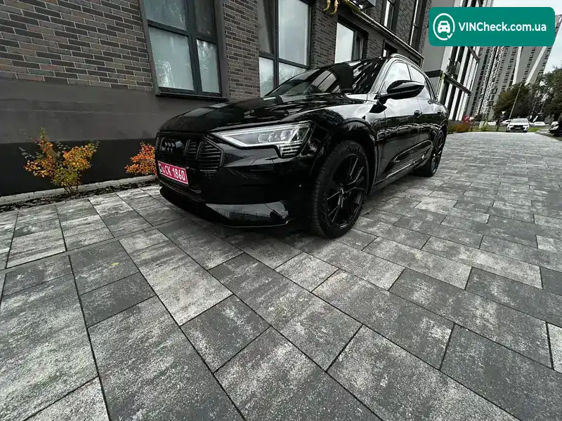 Audi e-tron 2019, фото з оголошення 2 з 21, VIN WAUZZZGE8LB006878