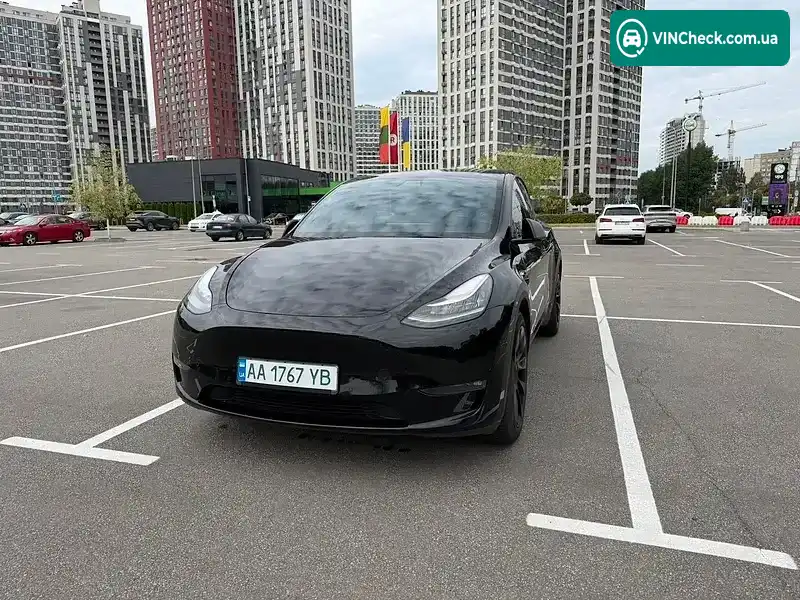 Tesla Model Y 2022, фото з оголошення 1 з 10, VIN 7SAYGDEE4NF469680