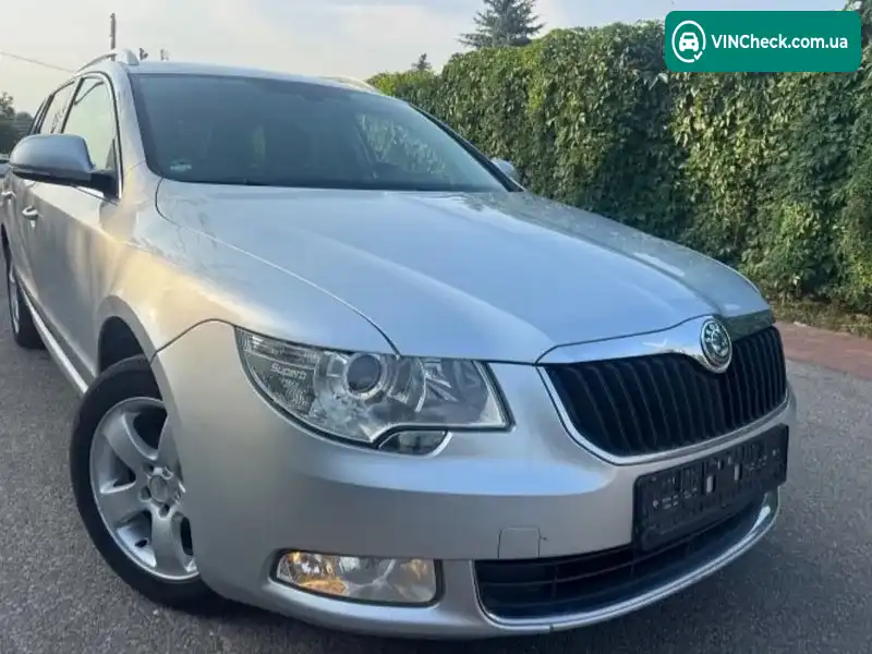 Skoda Superb 2011, фото з оголошення 2 з 13, VIN TMBJE73T0B9053557