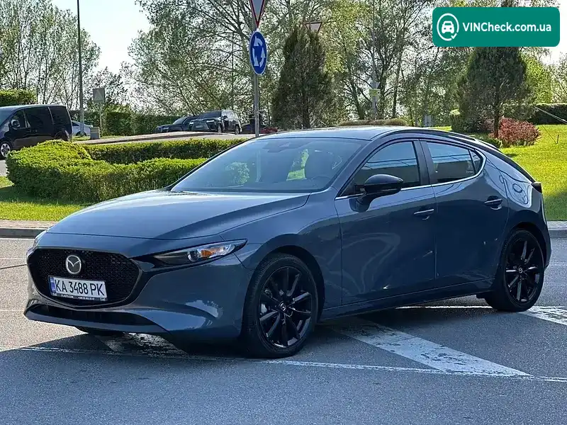 Mazda 3 2023, фото з оголошення 2 з 17, VIN JM1BPALM8P1615151
