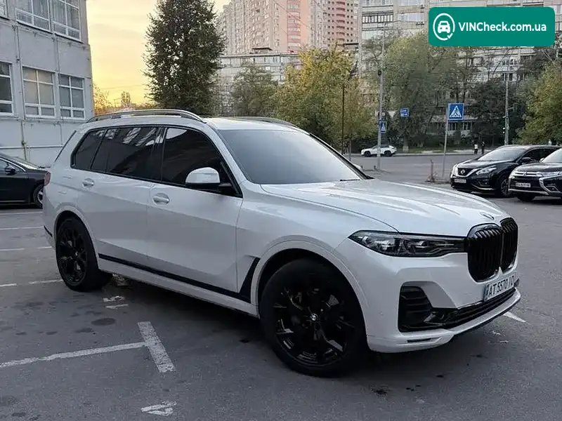 BMW X7 2021, фото з оголошення 2 з 20, VIN 5UXCW2C08M9G78386