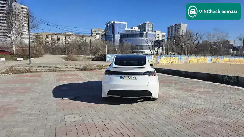 Tesla Model Y 2020, фото з оголошення 2 з 17, VIN 5YJYGDEE3LF012837