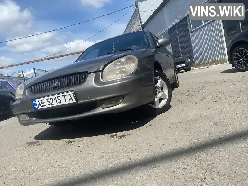 Hyundai Sonata 1999, фото з оголошення 2 з 10, VIN KMHEM41BPXA127660