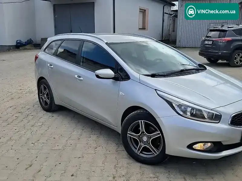 Kia Ceed 2014, фото з оголошення 2 з 17, VIN U5YHM816AEL083431