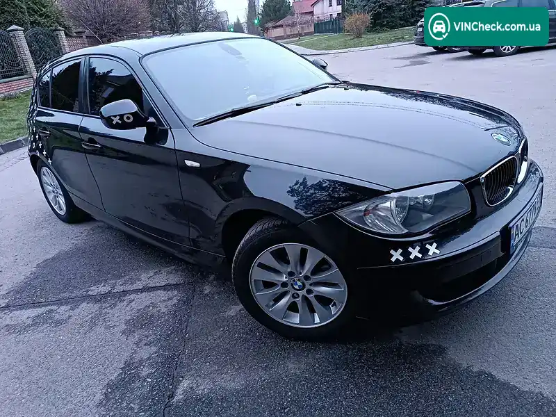 BMW 1 Series 2010, фото з оголошення 2 з 20, VIN WBAUH31000E519284