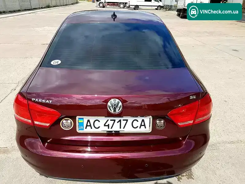 Volkswagen Passat 2012, фото з оголошення 2 з 20, VIN 1VWBP7A31CC085226
