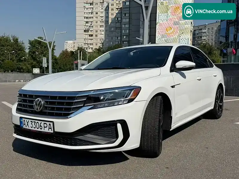 Volkswagen Passat 2020, фото з оголошення 2 з 20, VIN 1VWMA7A34LC018873