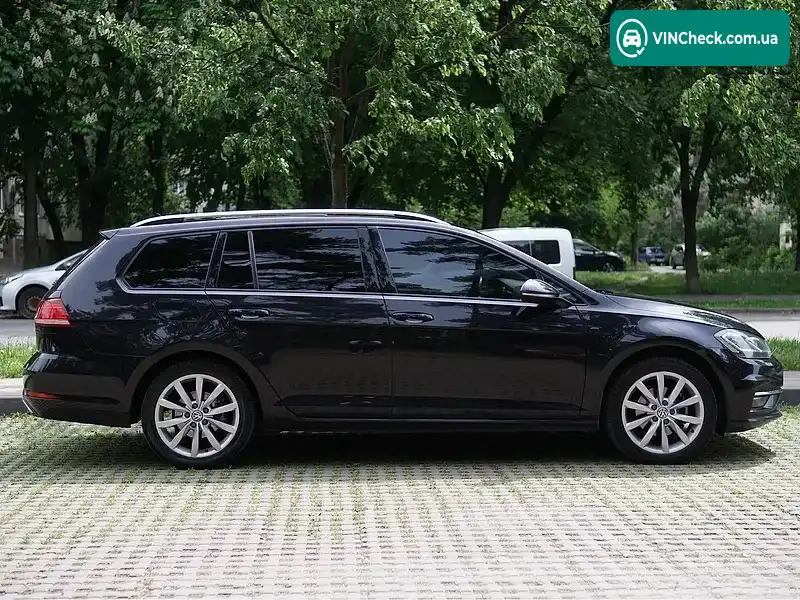 Volkswagen Golf 2018, фото з оголошення 2 з 20, VIN WVWZZZAUZJP607228