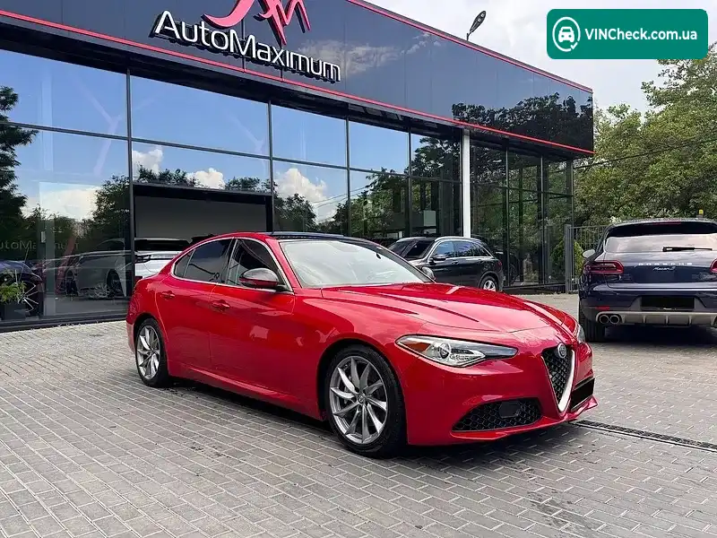 Alfa Romeo Giulia 2017, фото з оголошення 1 з 20, VIN ZARFAEBNXH7555219