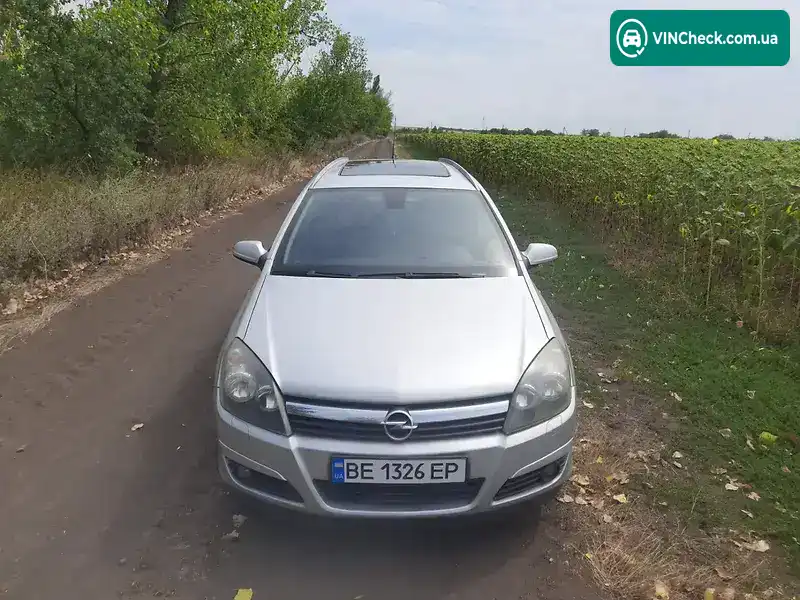 Opel Astra 2004, фото з оголошення 2 з 14, VIN W0L0AHL3552053267