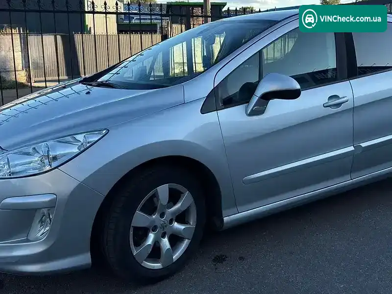 Peugeot 308 2010, фото з оголошення 2 з 11, VIN VF34C5FXH9S006353