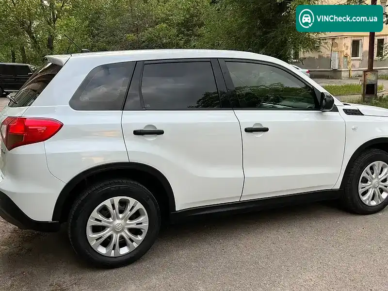 Suzuki Vitara 2018, фото з оголошення 2 з 12, VIN TSMLYD21S00449643