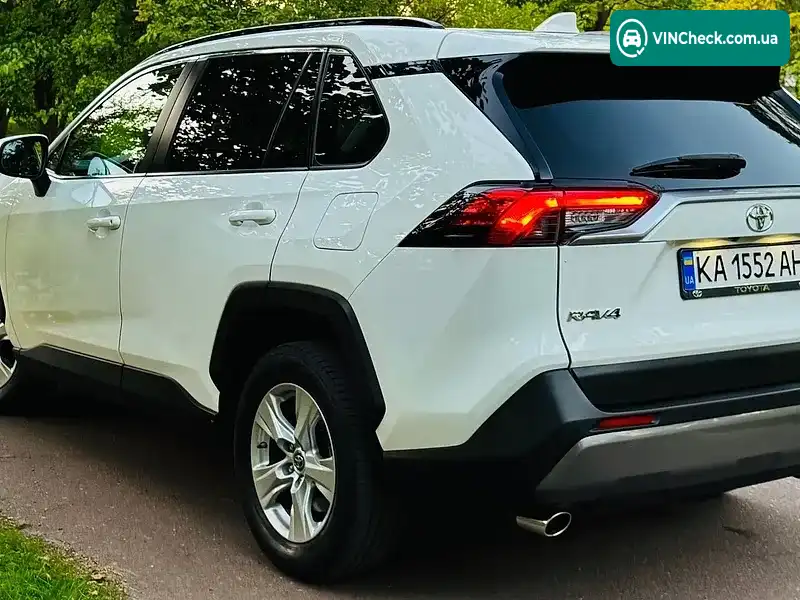 Toyota RAV4 2021, фото з оголошення 1 з 20, VIN JTMW43FVX0D082878