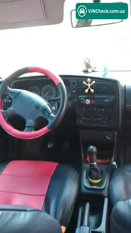 Volkswagen Passat 1993, фото з оголошення 1 з 13, VIN WVWZZZ3AZRE001002