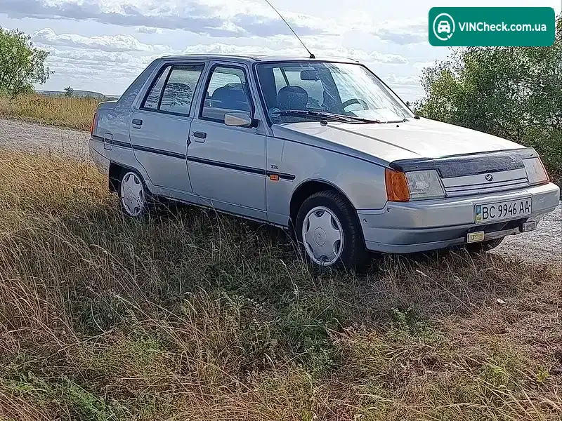 ЗАЗ 1103 Славута 2004, фото з оголошення 1 з 8, VIN LZEPCKLA3G9E00070