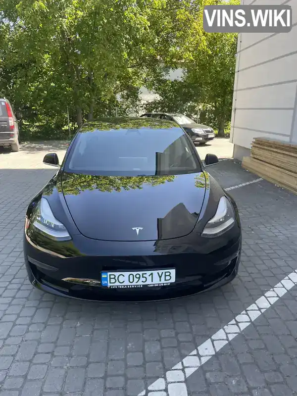 Tesla Model 3 2018, фото з оголошення 1 з 8, VIN 5YJ3E1EB8JF127273