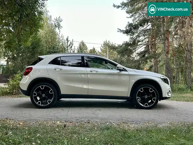 Mercedes-Benz GLA-Class 2017, фото з оголошення 2 з 20, VIN WDCTG4GB5JJ403100