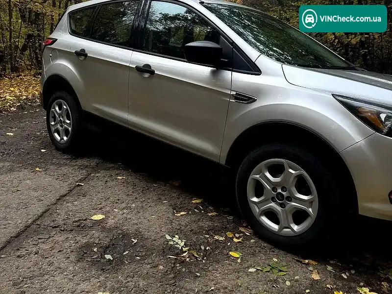 Ford Escape 2018, фото з оголошення 2 з 17, VIN 1FMCU0F7XJUB95195