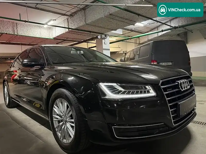 Audi A8 2017, фото з оголошення 2 з 20, VIN WAUZZZ4HXHN021399